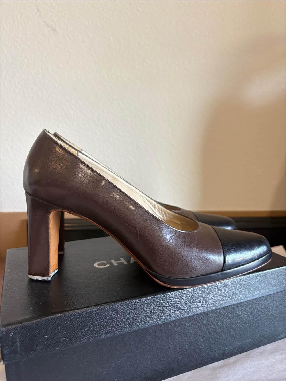 CHANEL Two-Tone Brown and Black Leather Cap-Toe Pumps - Picture 3 of 5